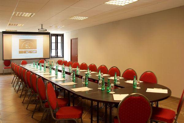 Salle-seminaire.jpg